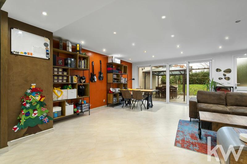 Appartement - 85 m² - 4 pièces