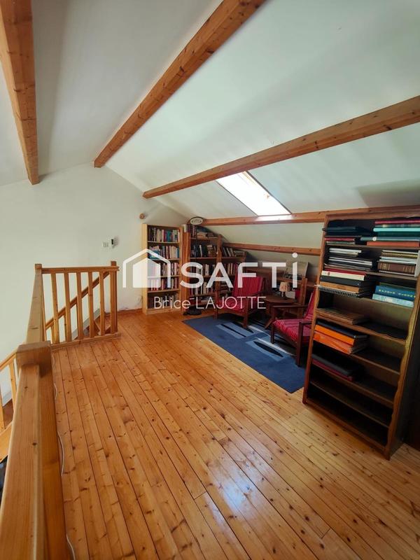 Maison - 140 m² - 6 pièces