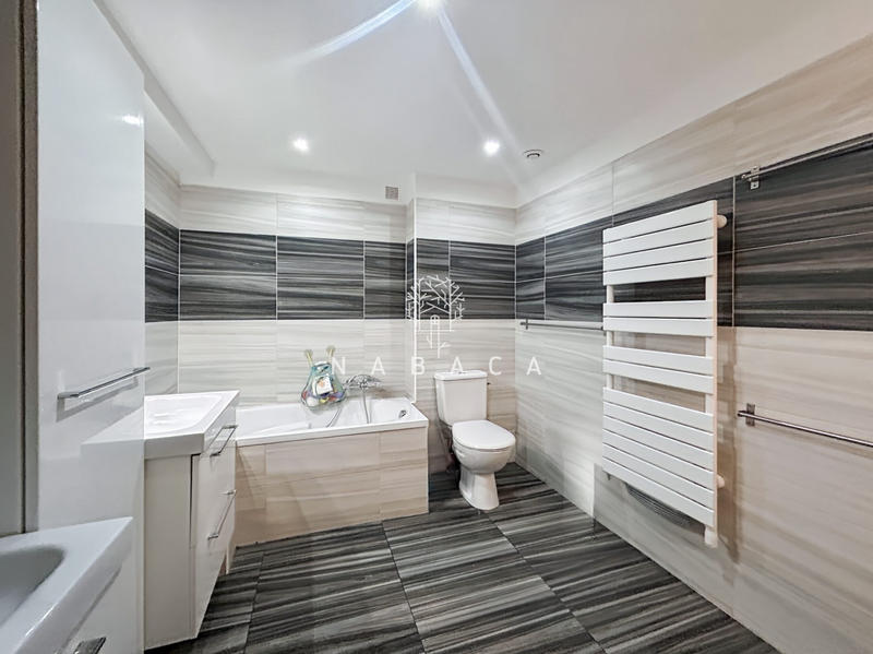 Maison - 137 m² - 5 pièces