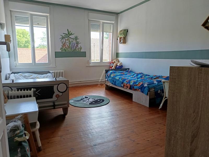 Maison - 142 m² - 7 pièces