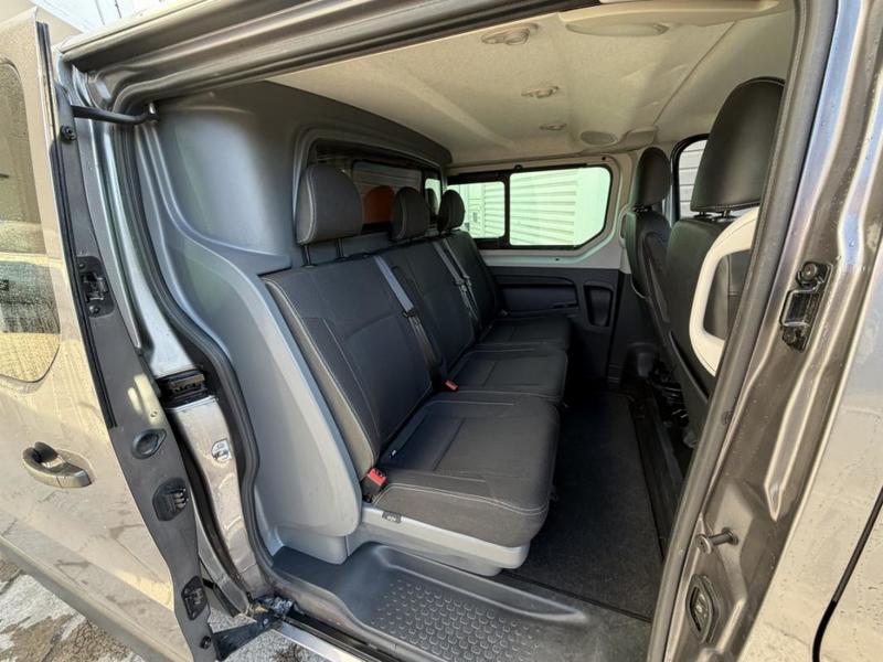 Renault Trafic III 2.0 dCi 120 l2h1 " 5 places