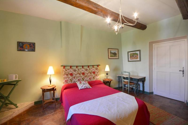 Maison - 241 m² - 9 pièces