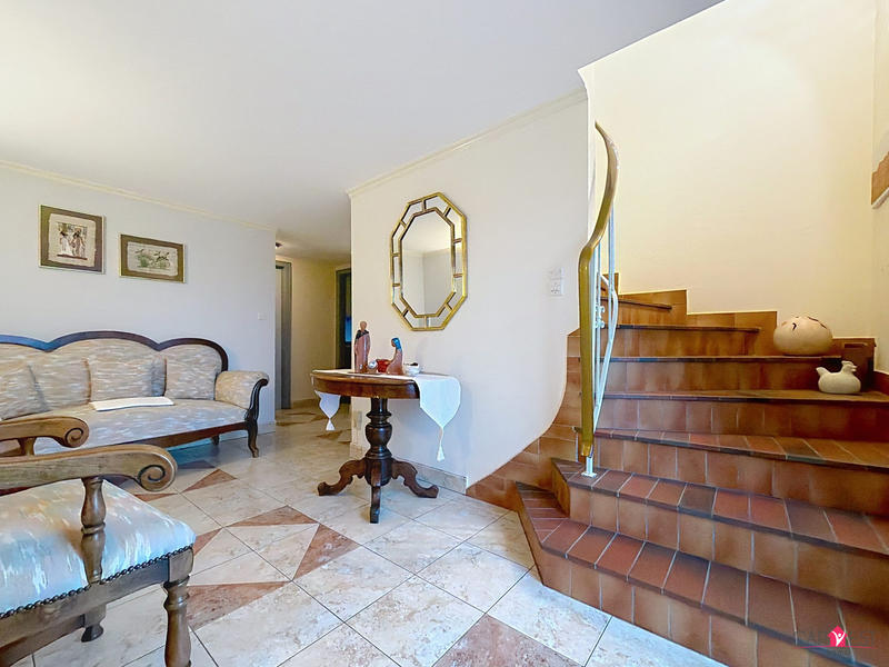 Maison - 164 m² - 7 pièces