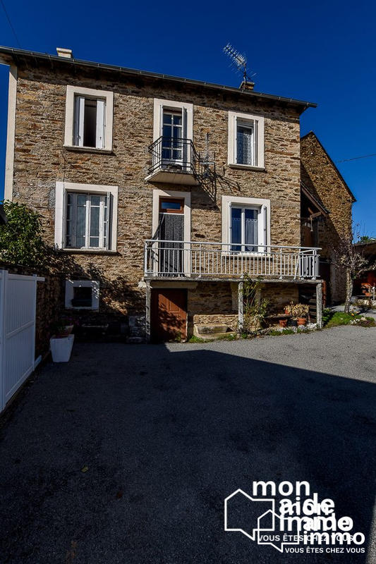 Maison ancienne - 111 m² - 7 pièces