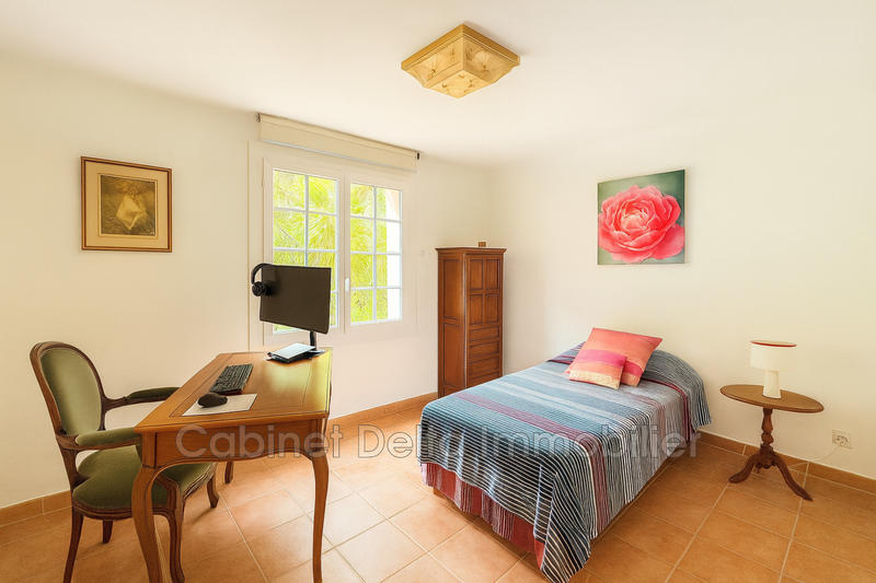 Maison - 267 m² - 6 pièces