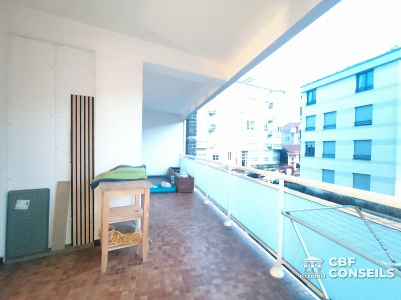 Appartement - 95 m² - 5 pièces