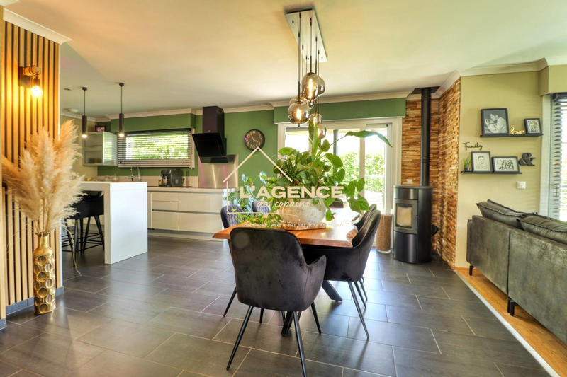 Villa - 168 m² - 7 pièces