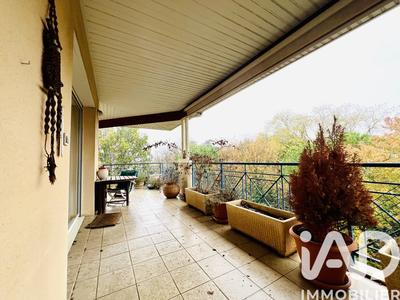 Appartement - 125 m² - 3 pièces