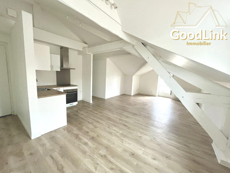 Appartement - 94 m² - 4 pièces