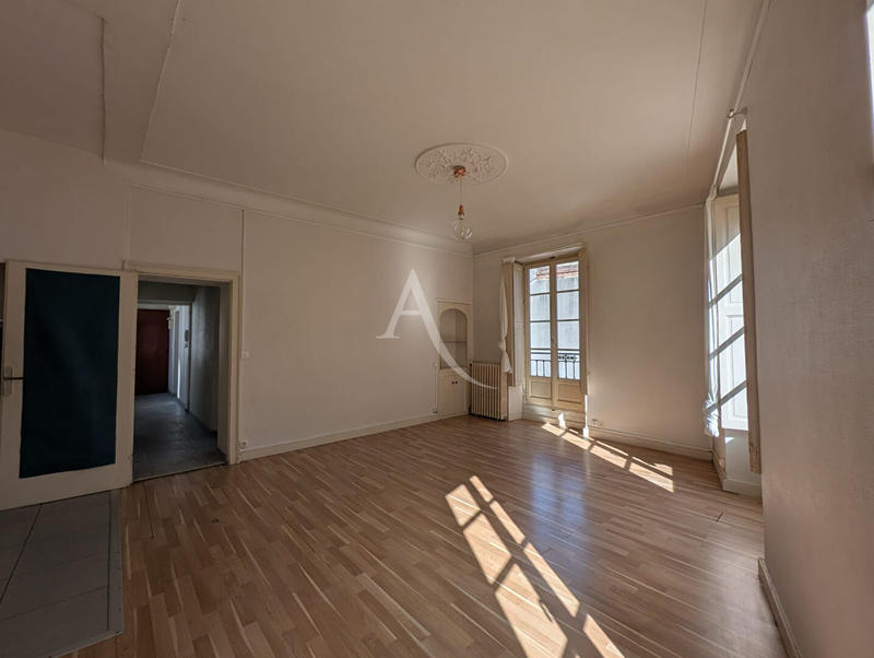 Appartement - 71 m² - 3 pièces