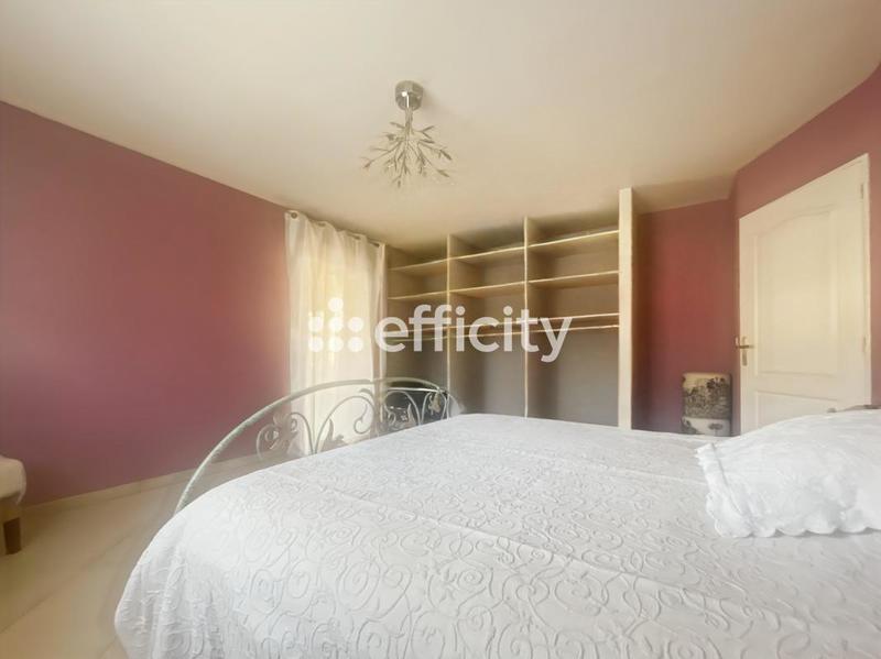 Maison - 182 m² - 5 pièces