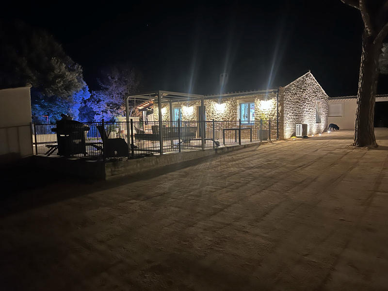 Villa - 210 m² - 6 pièces