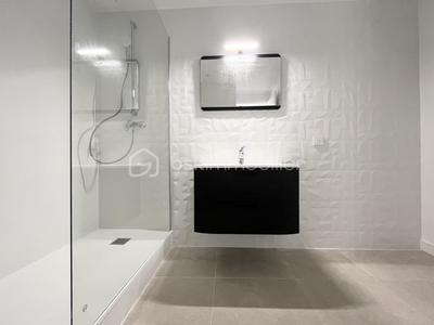 Appartement bourgeois - 86 m² - 3 pièces