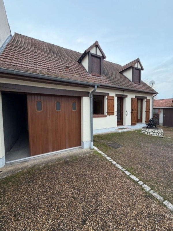 Maison - 107 m² - 5 pièces