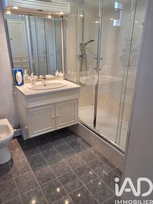 Appartement - 81 m² - 3 pièces