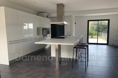 Villa - 200 m² - 5 pièces