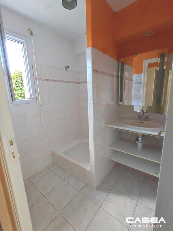 Maison ancienne - 93 m² - 6 pièces