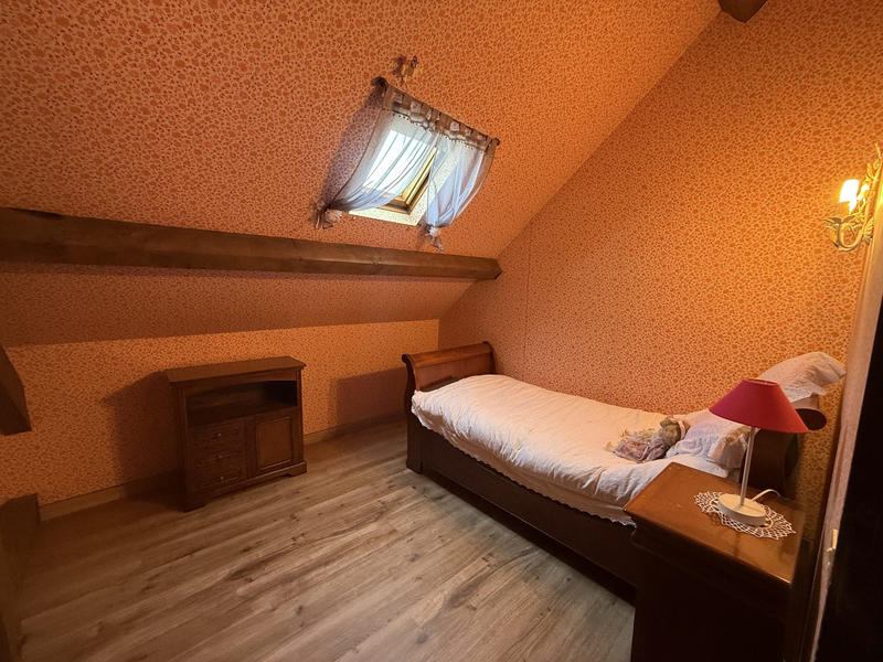 Maison - 135 m² - 8 pièces