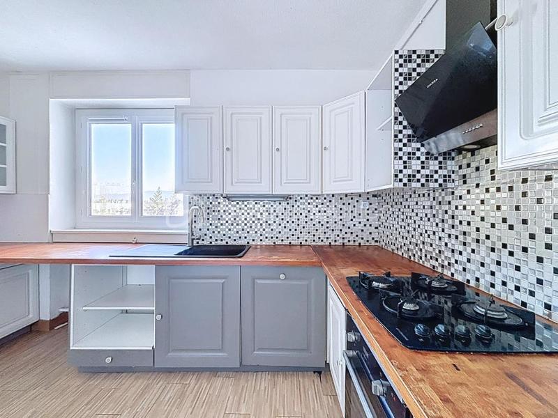 Appartement - 120 m² - 5 pièces