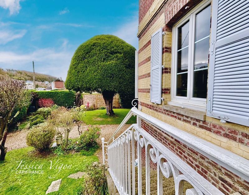 Maison de ville - 203 m² - 6 pièces