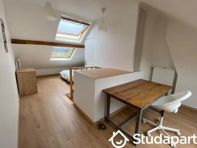 Chambre - 10 m² - 1 pièce