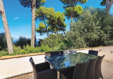 Villa - 282 m² - 8 pièces