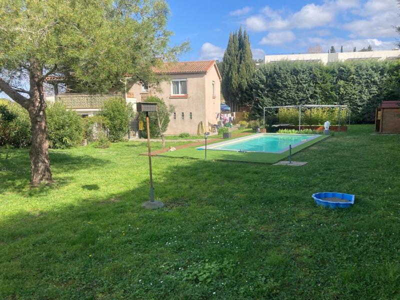 Villa - 138 m² - 8 pièces