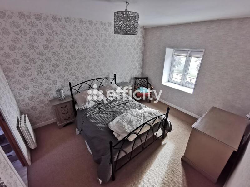 Maison - 170 m² - 7 pièces