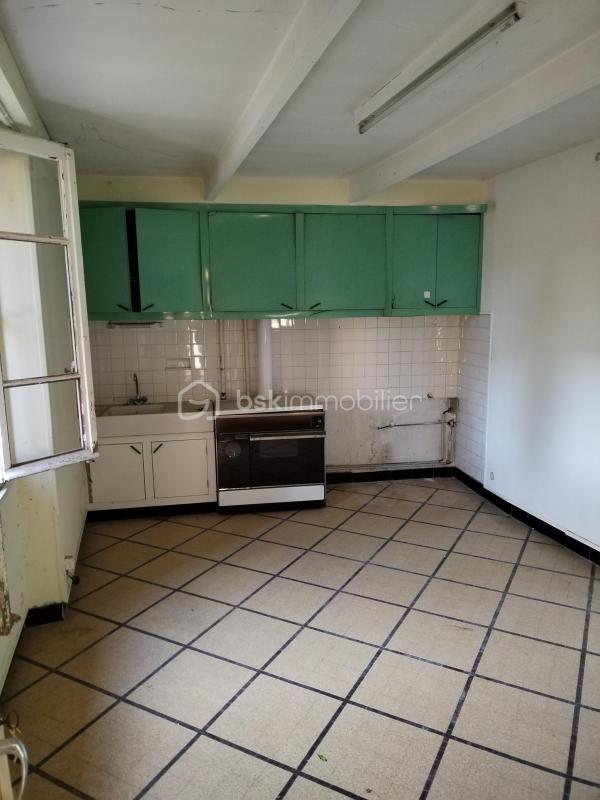 Mas - 200 m² - 8 pièces