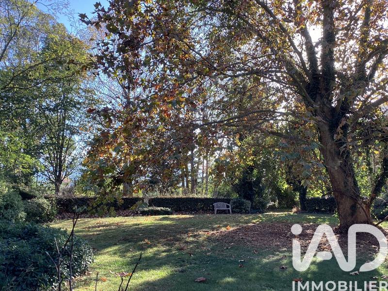 Maison - 215 m² - 5 pièces