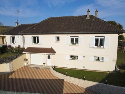 Maison - 145 m² - 5 pièces