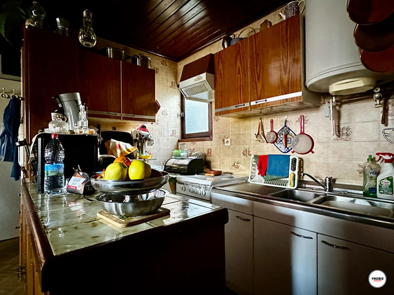 Maison - 256 m² - 12 pièces