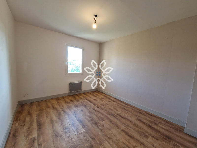 Maison de village - 100 m² - 4 pièces