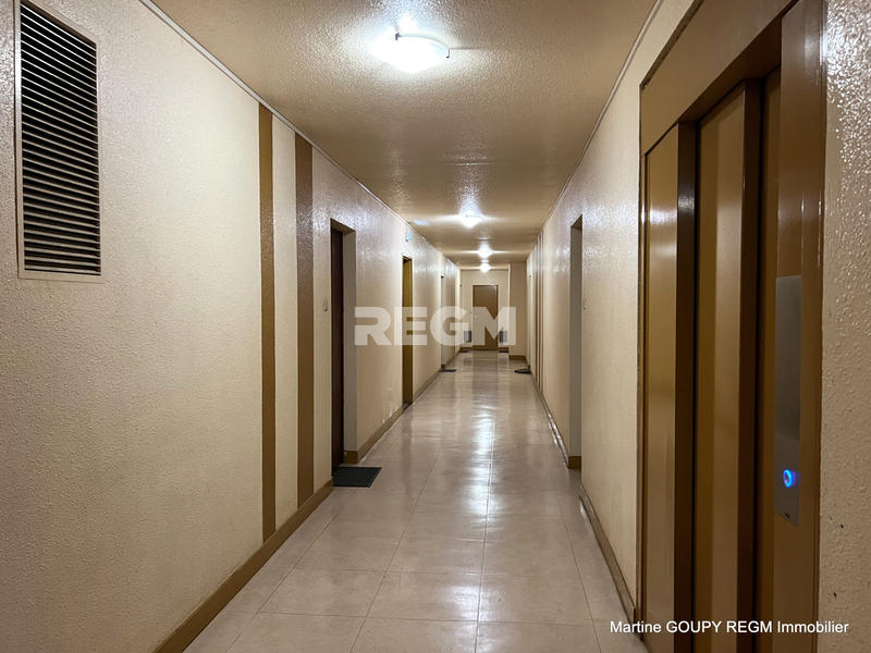 Appartement - 90 m² - 5 pièces