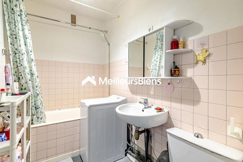 Studio - 28 m² - 1 pièce