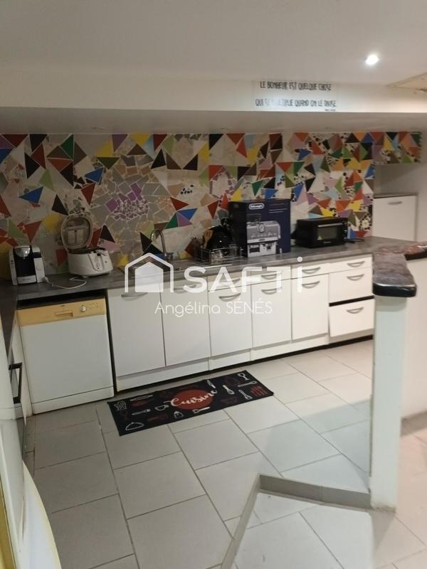 Maison - 207 m² - 12 pièces