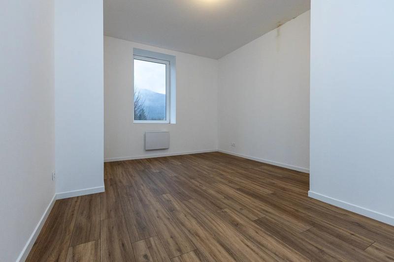 Maison - 195 m² - 6 pièces