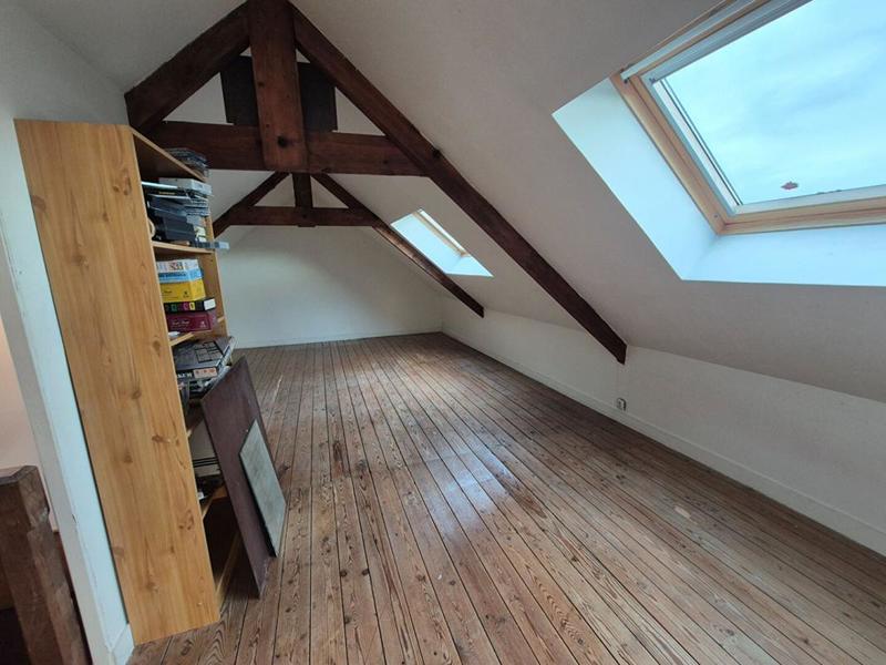 Maison - 95 m² - 5 pièces