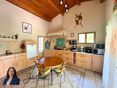 Maison - 170 m² - 5 pièces