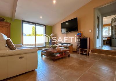 Maison - 216 m² - 6 pièces