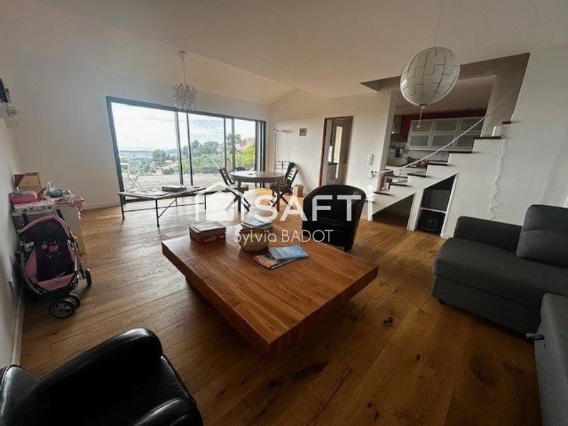 Villa - 100 m² - 4 pièces