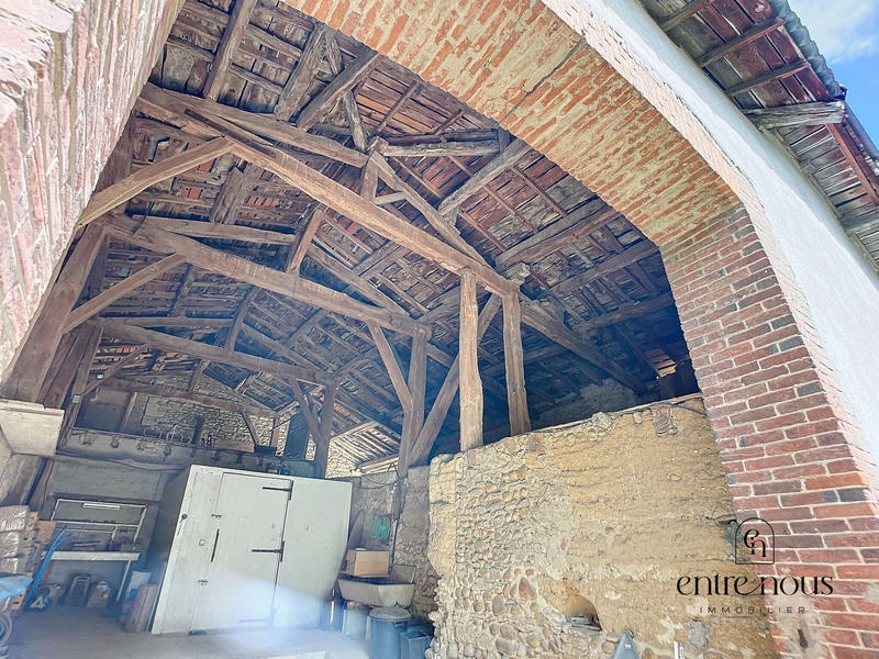 Maison - 254 m² - 9 pièces