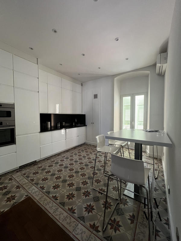 Appartement - 117 m² - 3 pièces