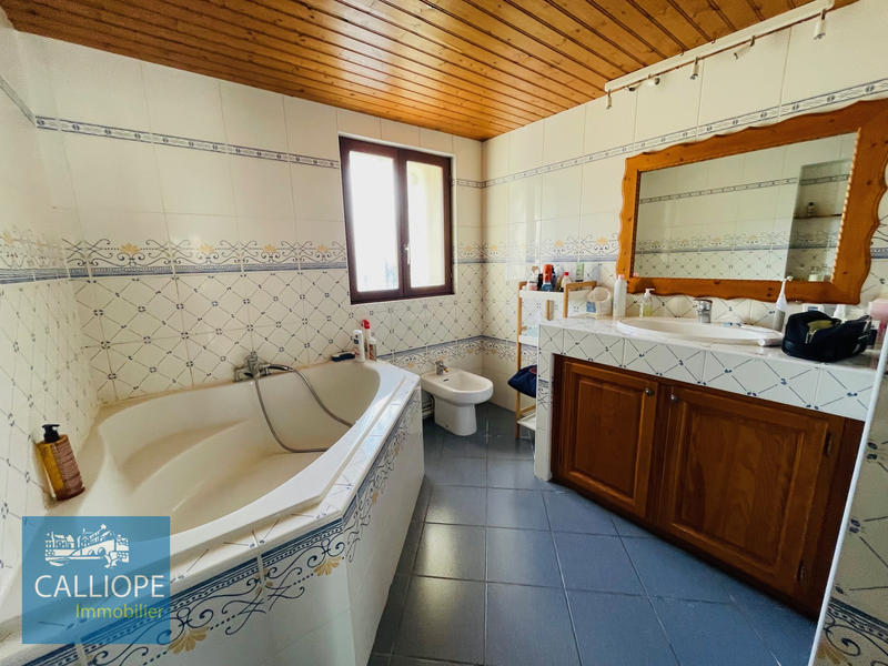 Maison - 150 m² - 6 pièces