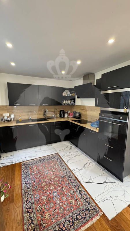 Maison - 161 m² - 7 pièces