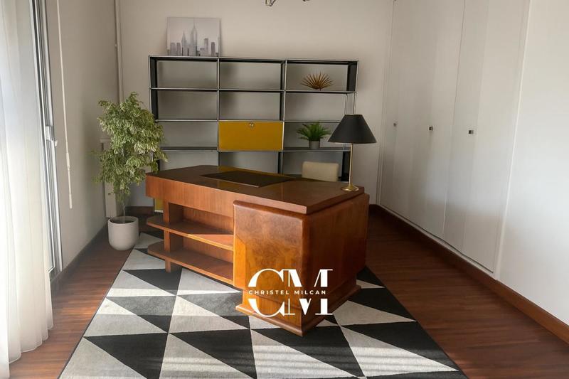 Appartement - 96 m² - 4 pièces