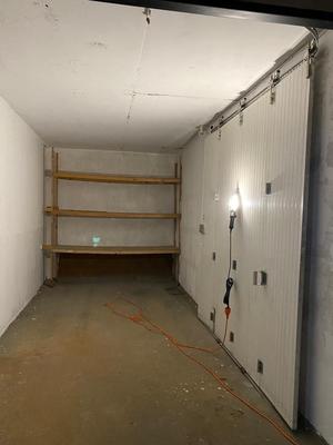 Parking / Garage - 13 m²