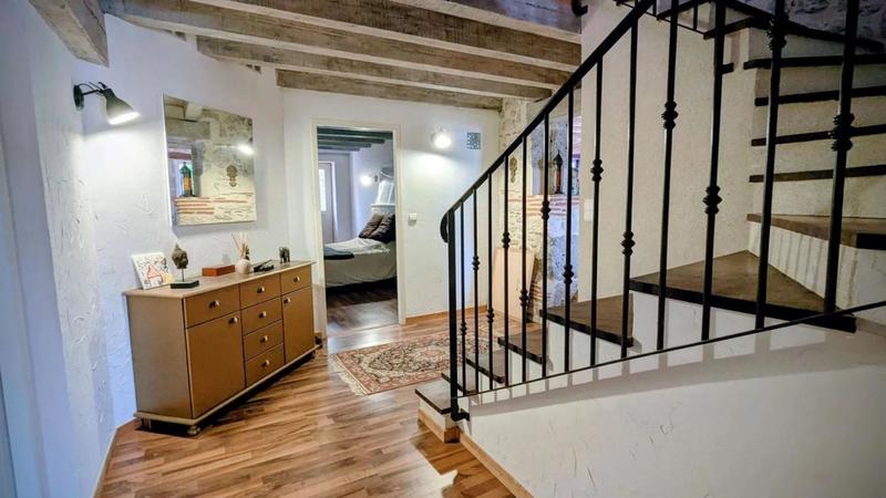 Propriété - 237 m² - 6 pièces