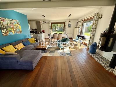 Pavillon - 147 m² - 7 pièces