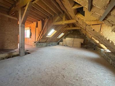 Maison - 138 m² - 5 pièces